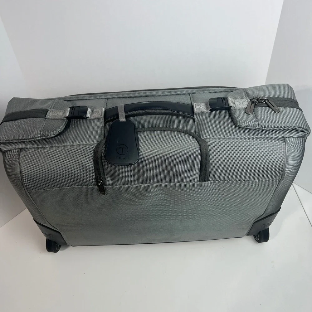 Tumi T-Tech Rolling Garment Bag Grey Ballistic Nylon Suit Carrier 6730MST
